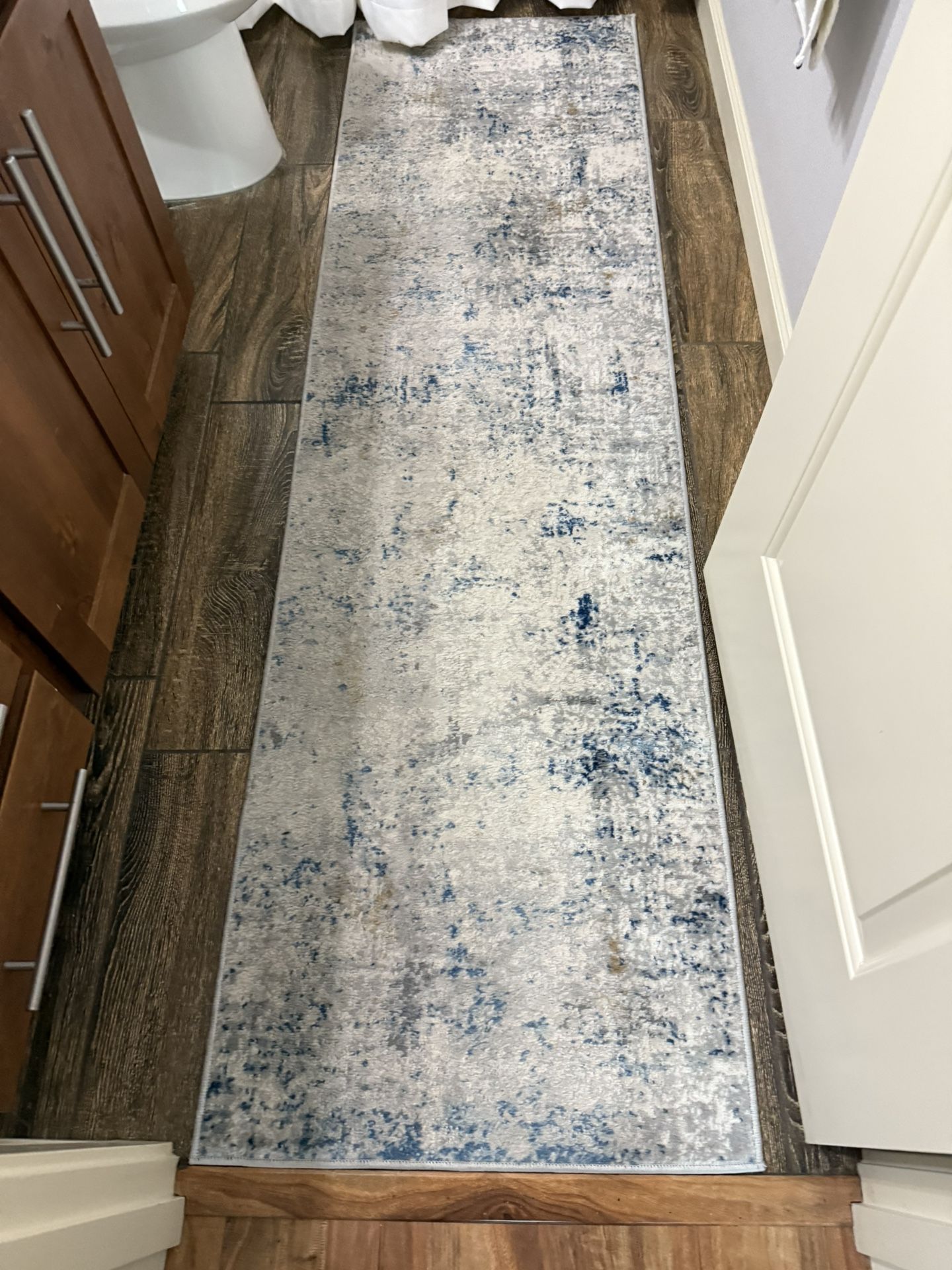 Runner Rug !!! 2 X 7 