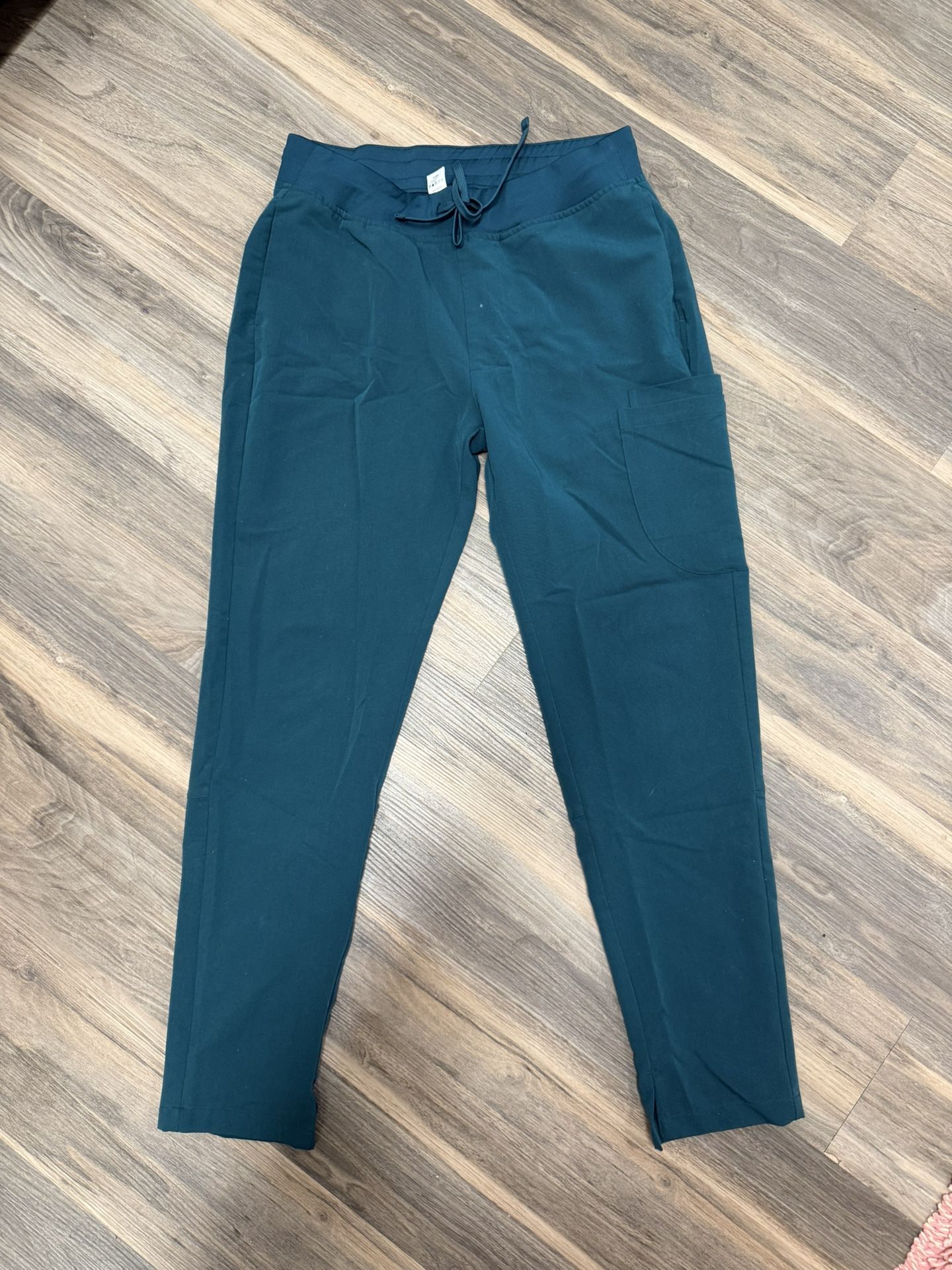 Mandala Medium Scrubs