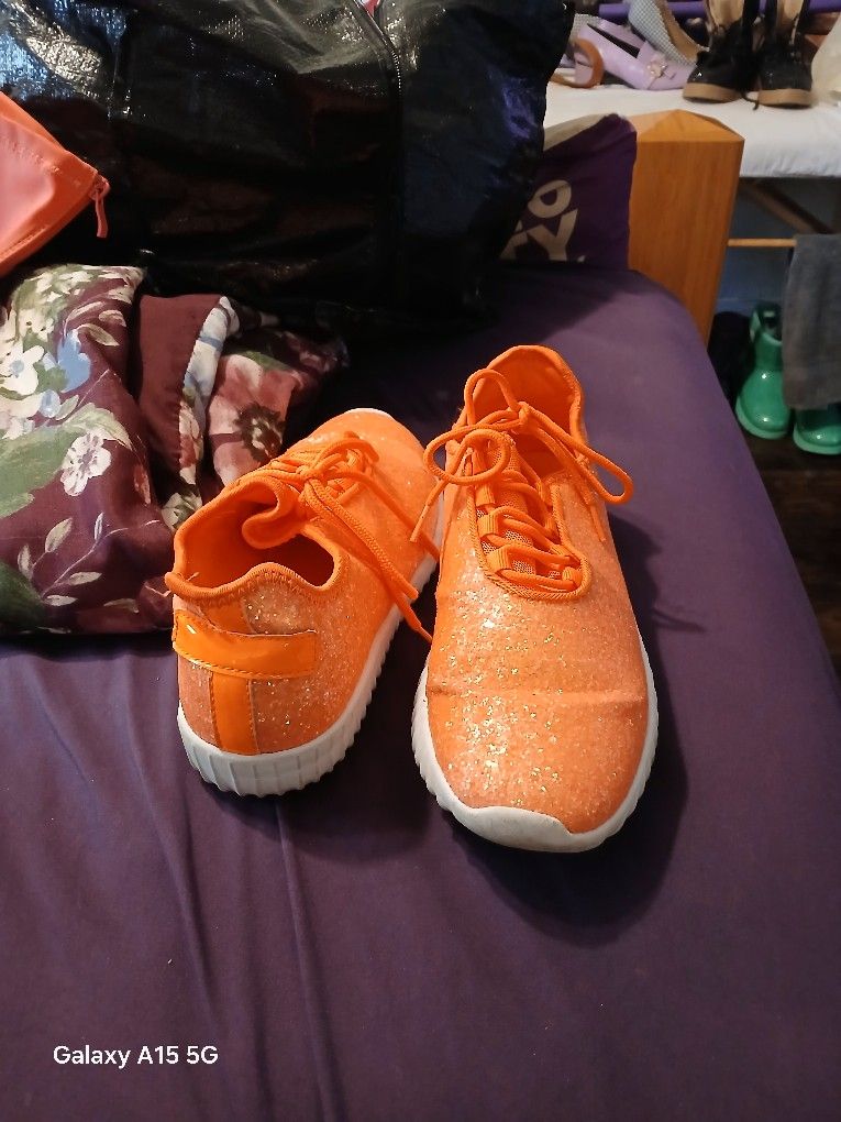 Skittles Orange π Size 9 Tennis Shoes
