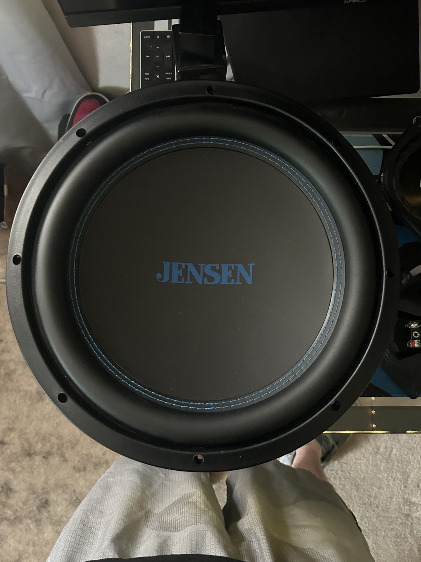 2 12” subwoofers