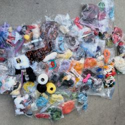 Lots Of Yarns