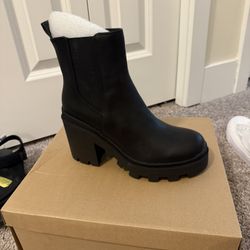 Steve Madden Boots