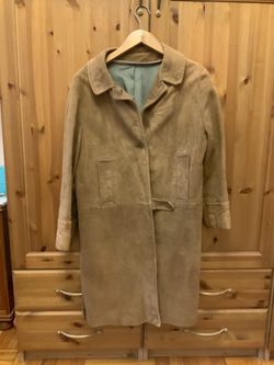 Vintage Camel Suede Trench Coat Size: M
