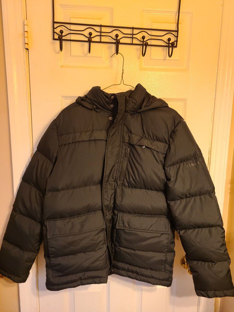 KENNETH COLE PUFFER COAT
