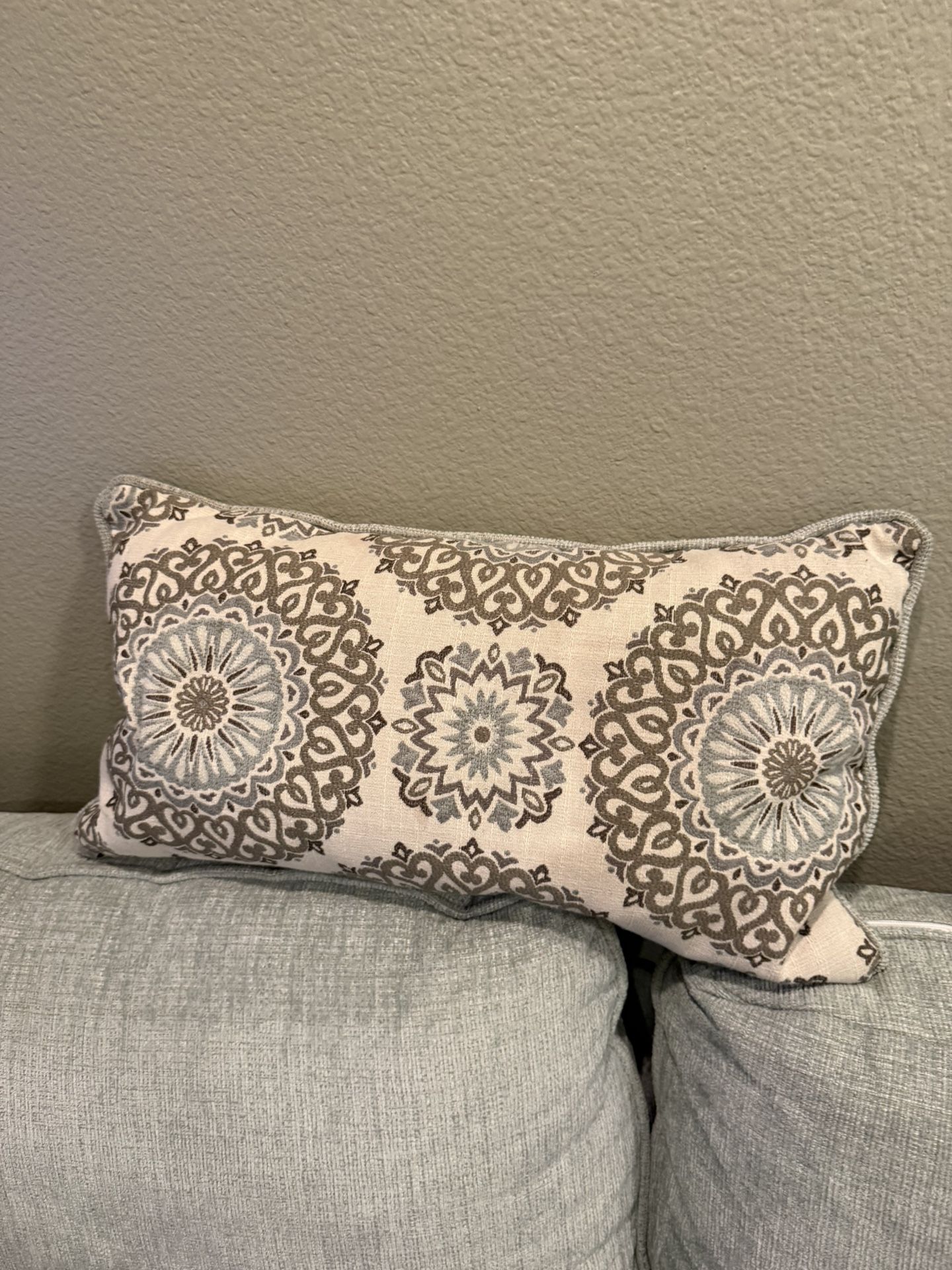 Pillows Perfect For Couch Or Room