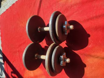 1" HOLE  70LBs WITH DUMBBELL HANDLES.  4-10s  4-7.5s
11525 S HALSTED /7111.S WESTERN 
65$ CASH ONLY AS IS