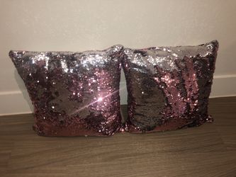 Sequins throw pillows!