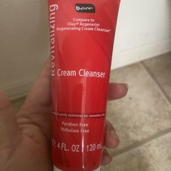  Revitalizing Cream Cleanser