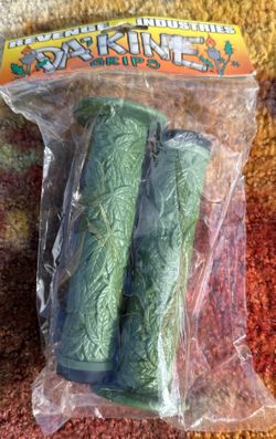 Da’Kine “Revenge Industries” Grips-leafy Green  