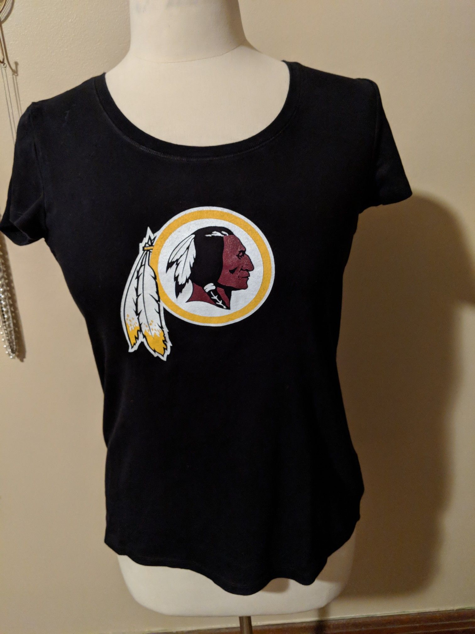 Washington Redskins Tee Size Med