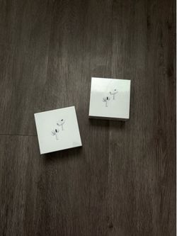 Apple AirPods Pro (2nd Generation)