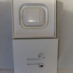 AirPod Charging Case