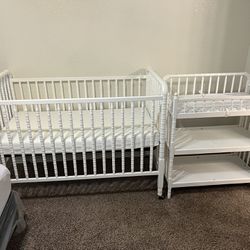 Jenny Lind White Crib & Matching Changing Table Mattress Included 
