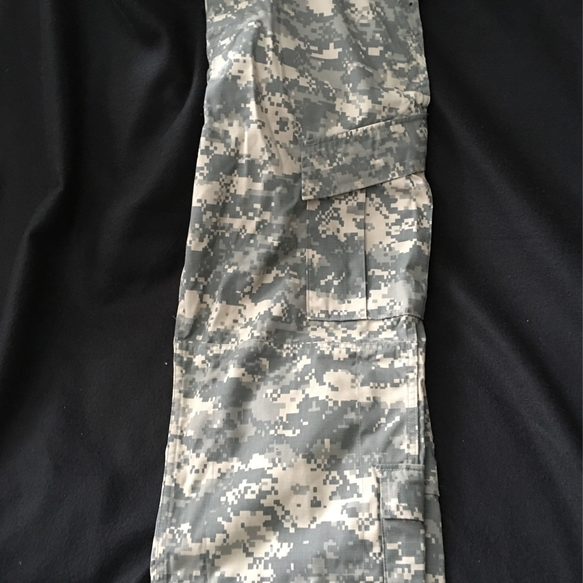 Mens Digital Desert Storm Army Fatigues .