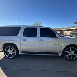 2005 Cadillac Escalade 