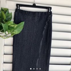 Stretchy Skirt With Slit