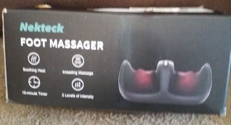 BRAND NEW BOTTOM OPENED BOX FOOT MASSAGER ( NEVER TAKEN OUT OF BOX )