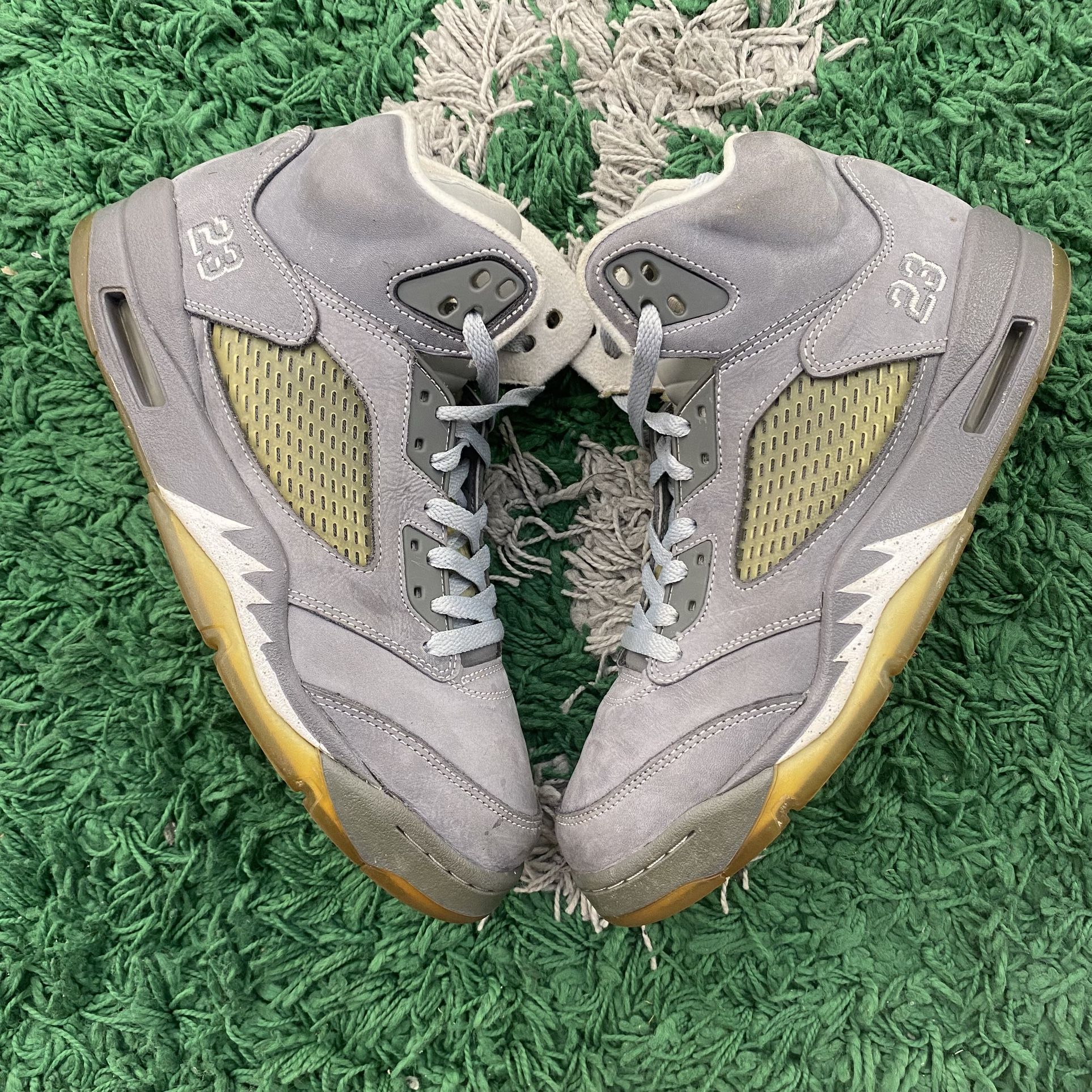 Air Jordan 5 Retro Wolf Grey 2011 Size 9 display picture 1