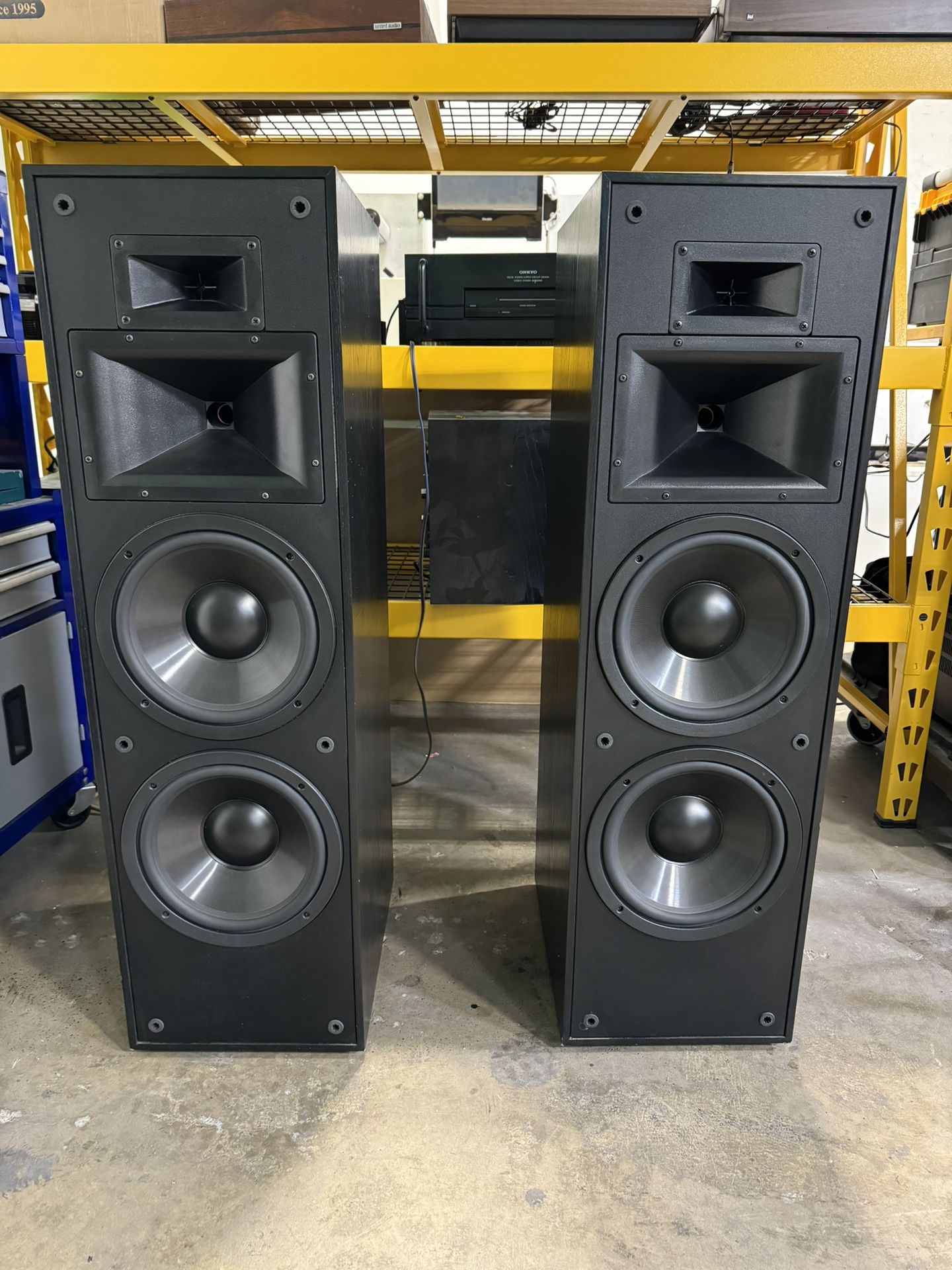 Klipsch KLF-20 Pair Great Condition