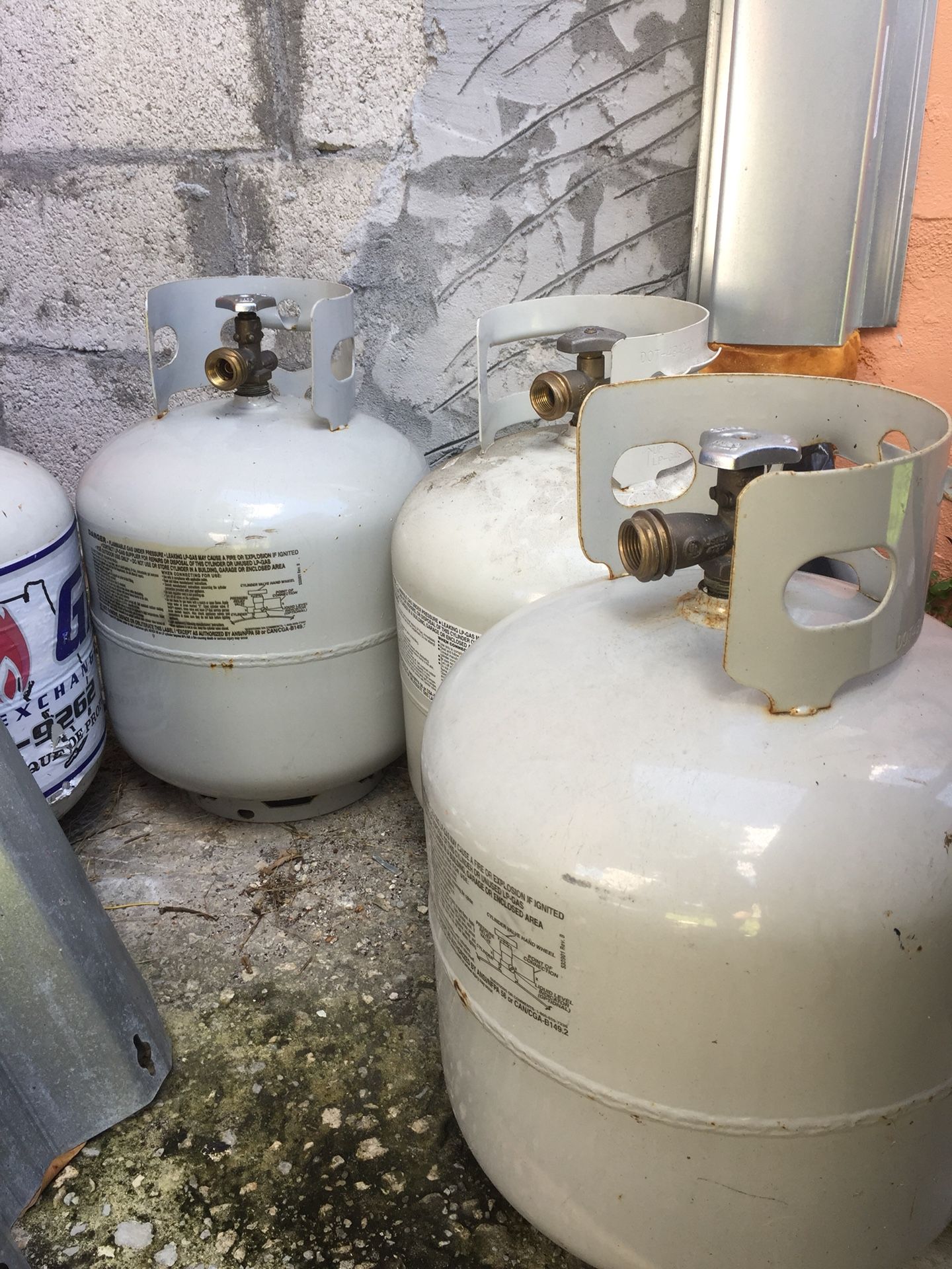 Worthington Cylinders Propane Tanks with OPD Valve - 20-Lbs., Model 281247
