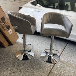 2 barstool