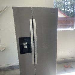 Whirlpool Refrigerator 