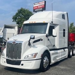 2023 PETERBILT 579 - X15 CUMMINS DOUBLE BUNK