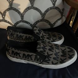 Women’s Michael Kors Loafers !!!!! 