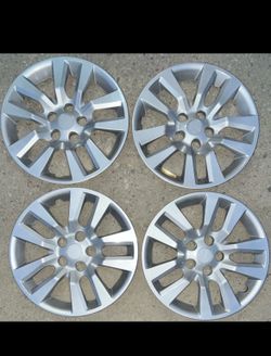 Winjet WJ-5102-16 16” metallic Hubcaps Wheel Covers Set of 4 – New w/ Scratches
