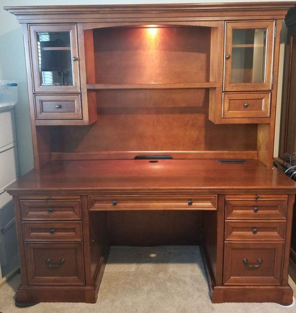 Savoy Desk & Hutch- Kathy Ireland HOME Office Desk