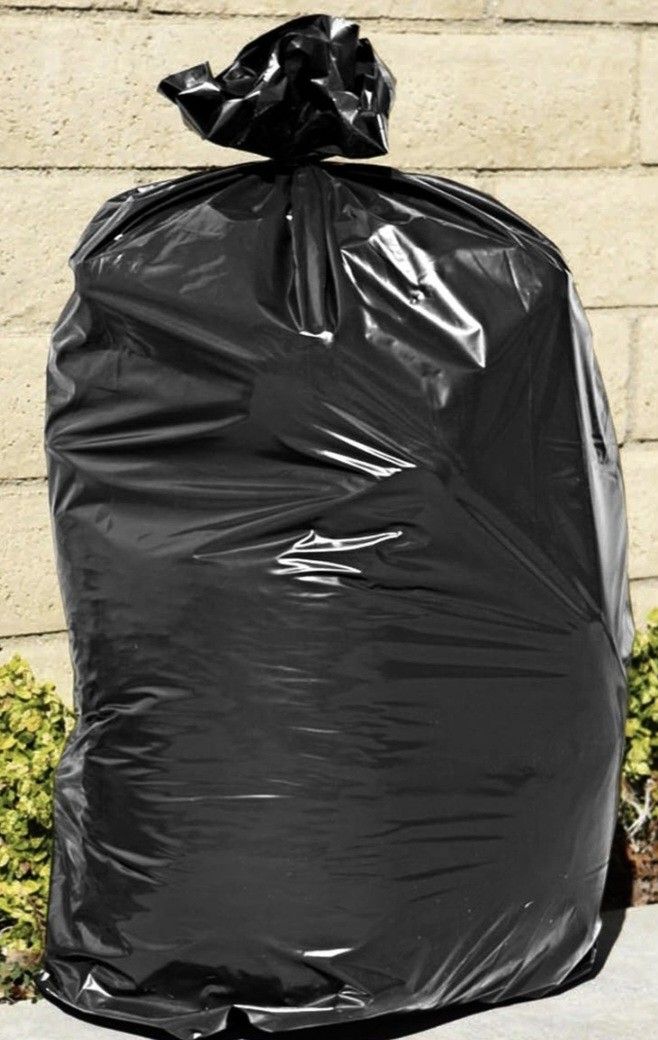 Extra LARGE BAG OF GOOD CLEAN CLOTHES $25.00 (SERIOUS BUYERS) CASH OR CASH APP