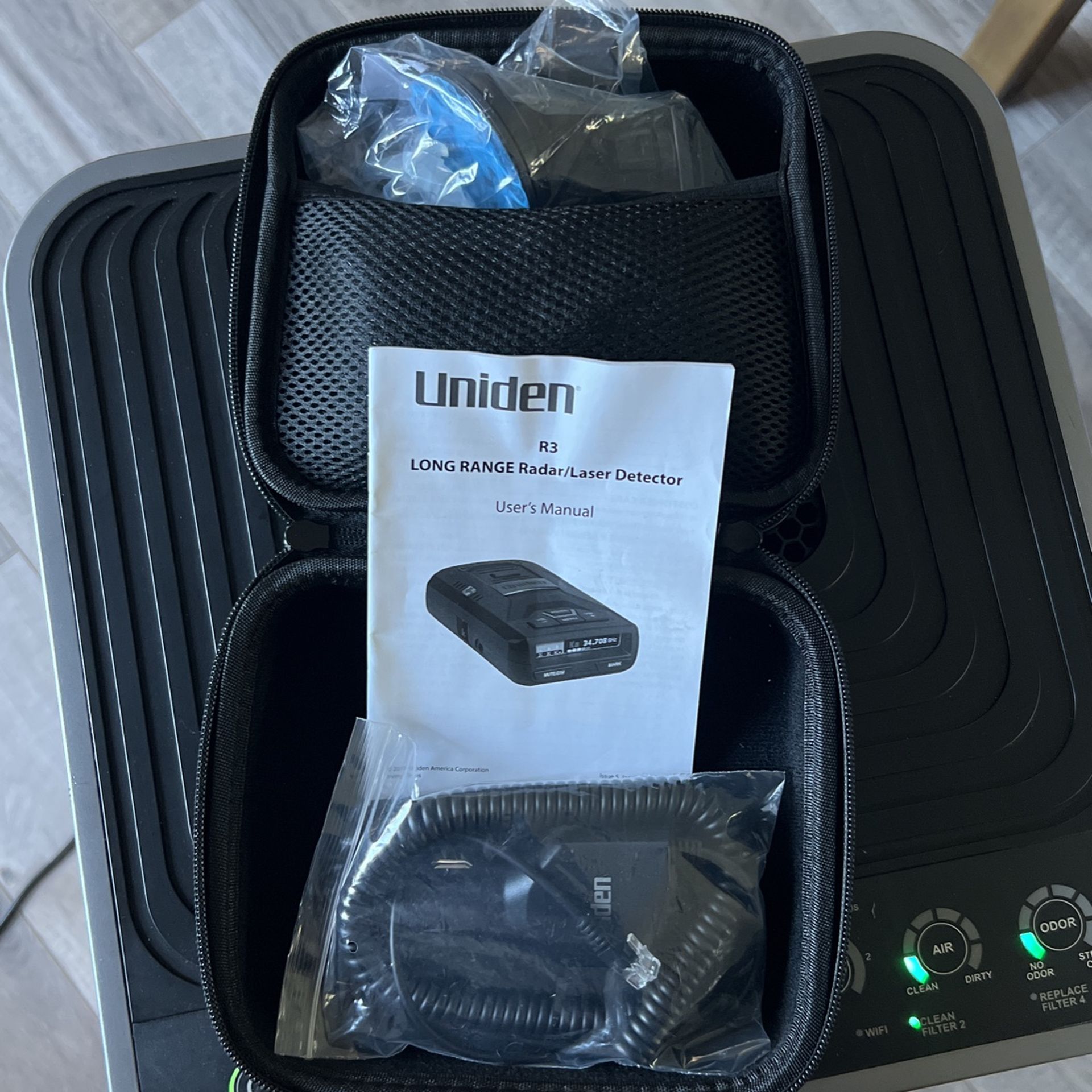 Uiden R3 Long Rang Radar/Laser Detector