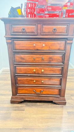 Free tall dresser