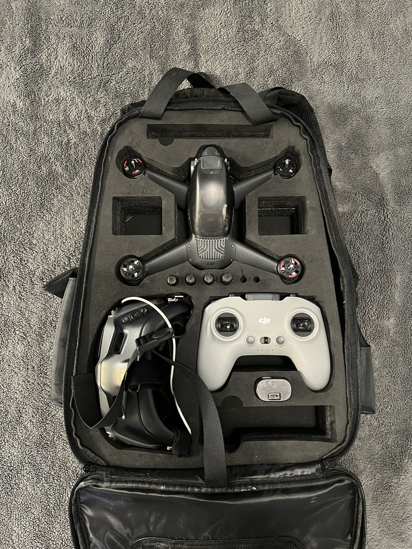 DJI  FPV Drone w/ Backpack