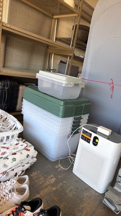 Hefty Storage Containers