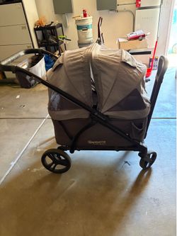 Baby trend wagon