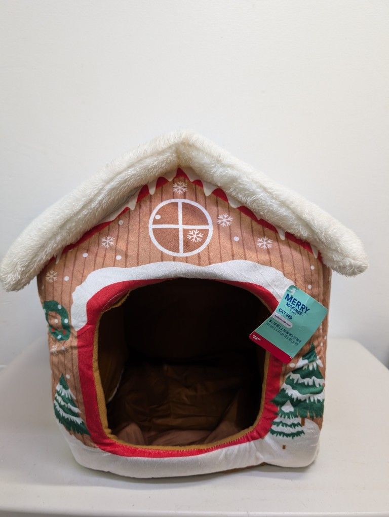 Christmas Pet House