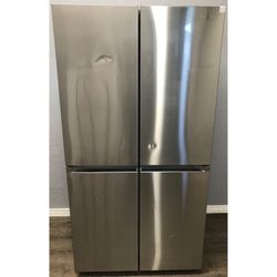 SALE!! Samsung 22.8 Cu. Ft. Refrigerator RF23B7671SR/AA-03 - Counter Depth