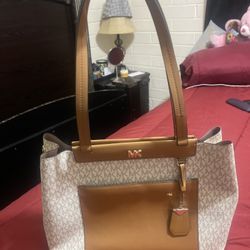 Mk Purse 