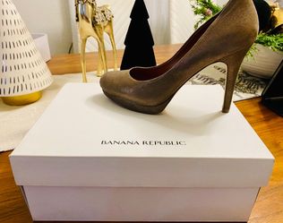 Banana Republic High Heels
