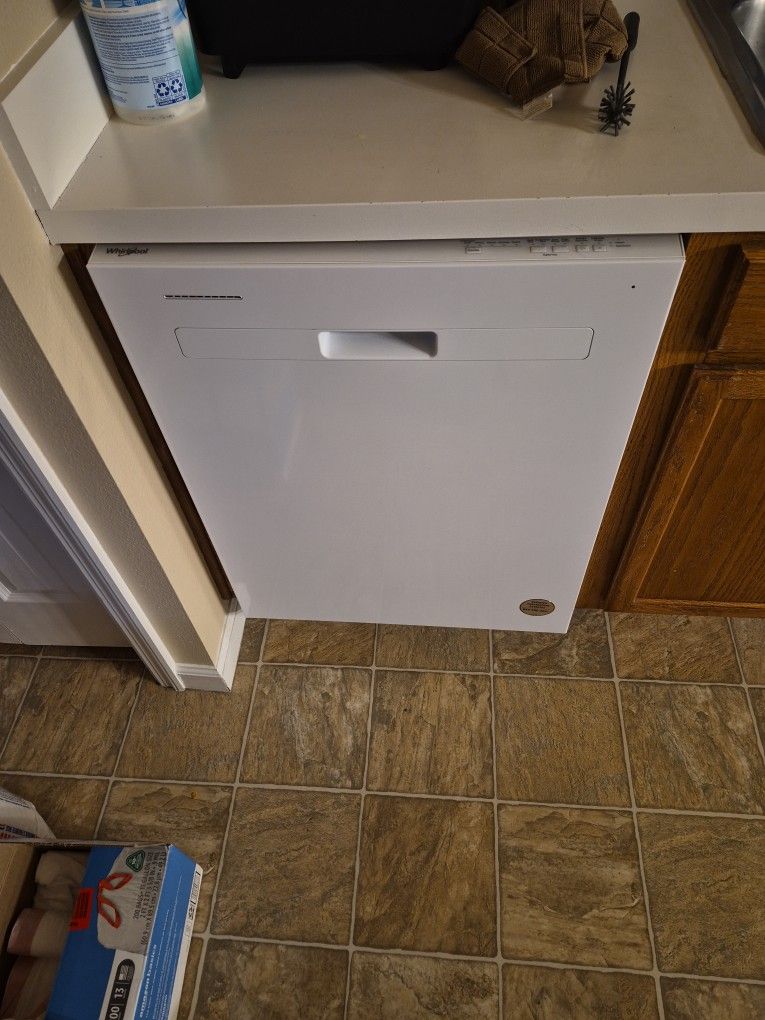 Whirlpool Dishwasher