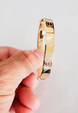 10K Yellow Gold Love ❤️ Bracelet For Wedding 8.9Gr  7.5 Inches Long