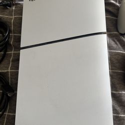 PS5 almost new used twice