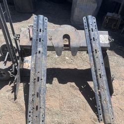 Fifth Wheel Hitch’s