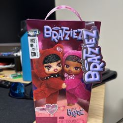 Bratz Bratziez Sweetheartz Seriez Plush Keychain Blind Box - Factory Sealed