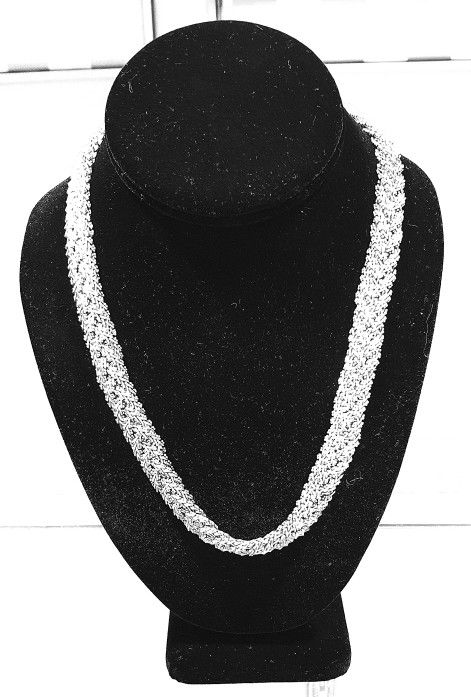 Beautiful Sterling Silver Classic Vintage Choker