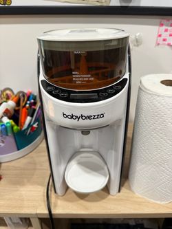 Baby Brezza Formula Pro Bottle Maker