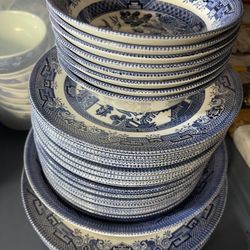 Vintage Set Of Churchill Plates Over 60 Plates