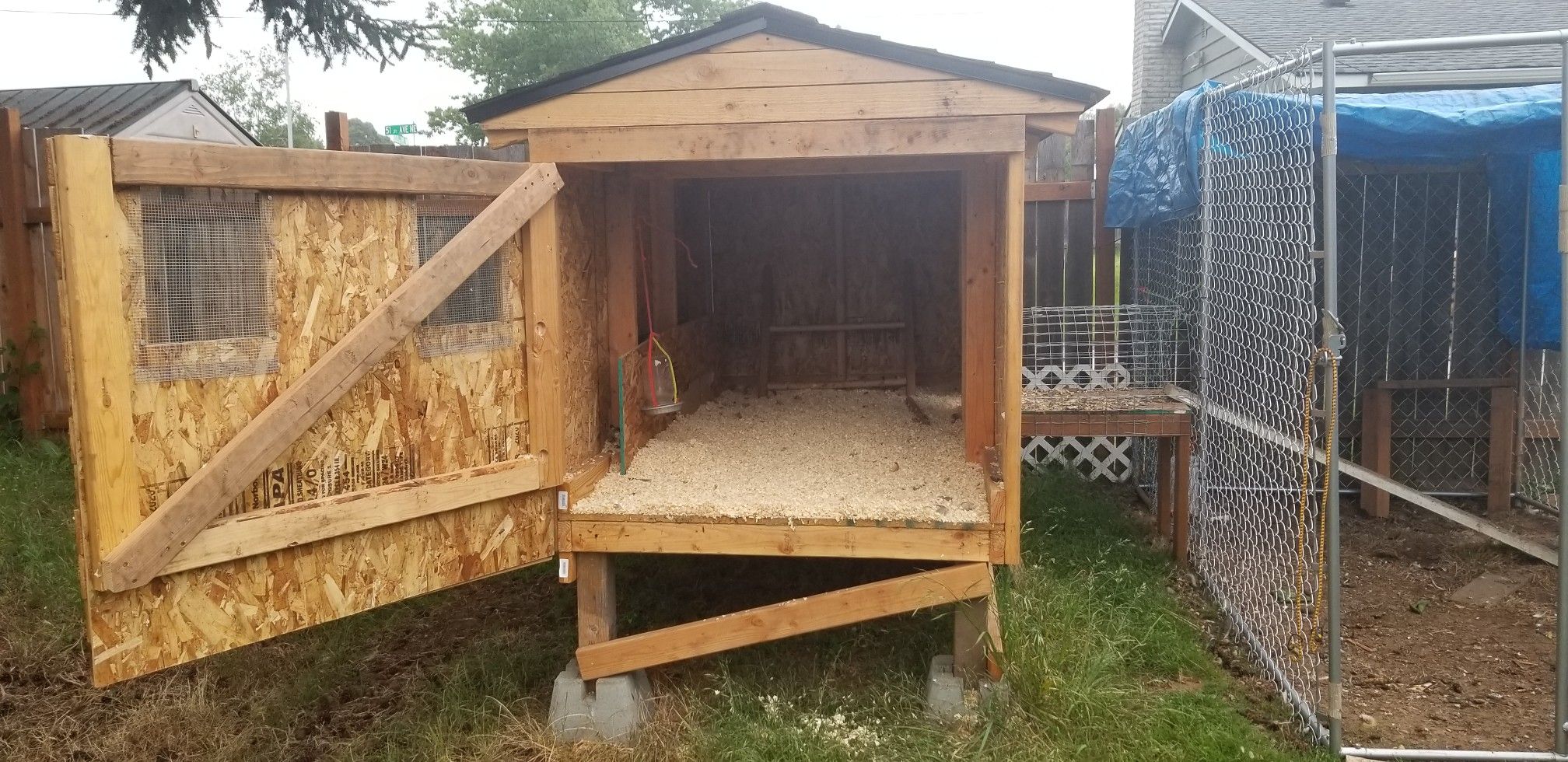 Chicken coop and run for Sale in Marysville, WA OfferUp