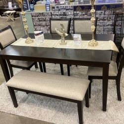 DINING SET